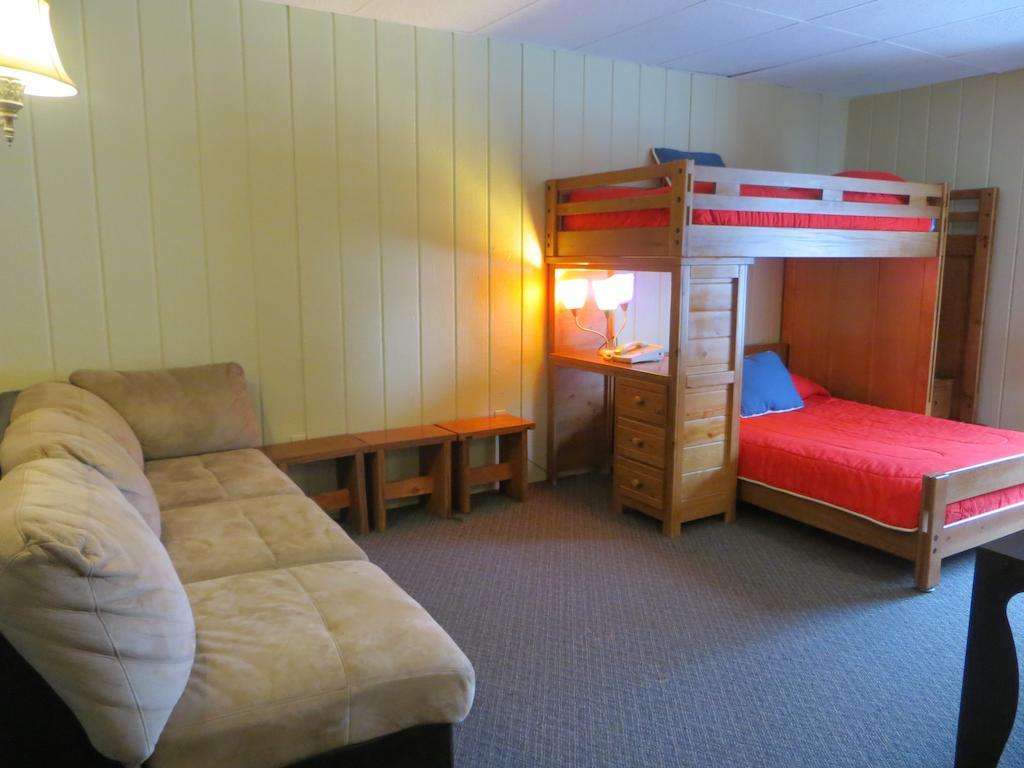 Motel 72 Grayling Pokój zdjęcie