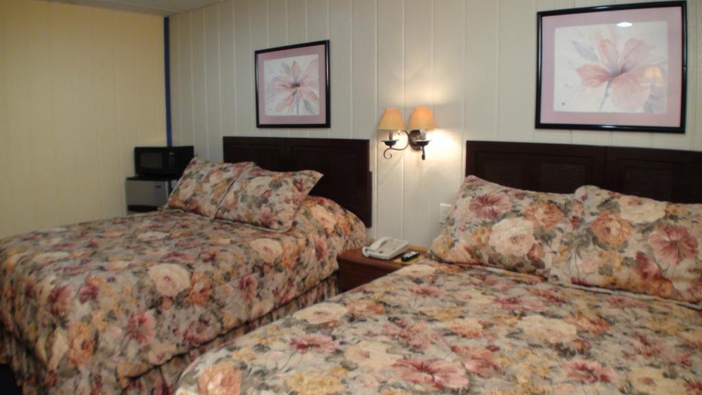 Motel 72 Grayling Zewnętrze zdjęcie