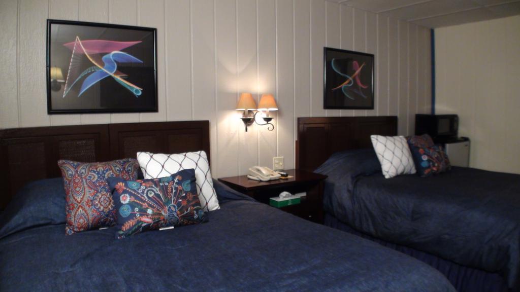 Motel 72 Grayling Zewnętrze zdjęcie