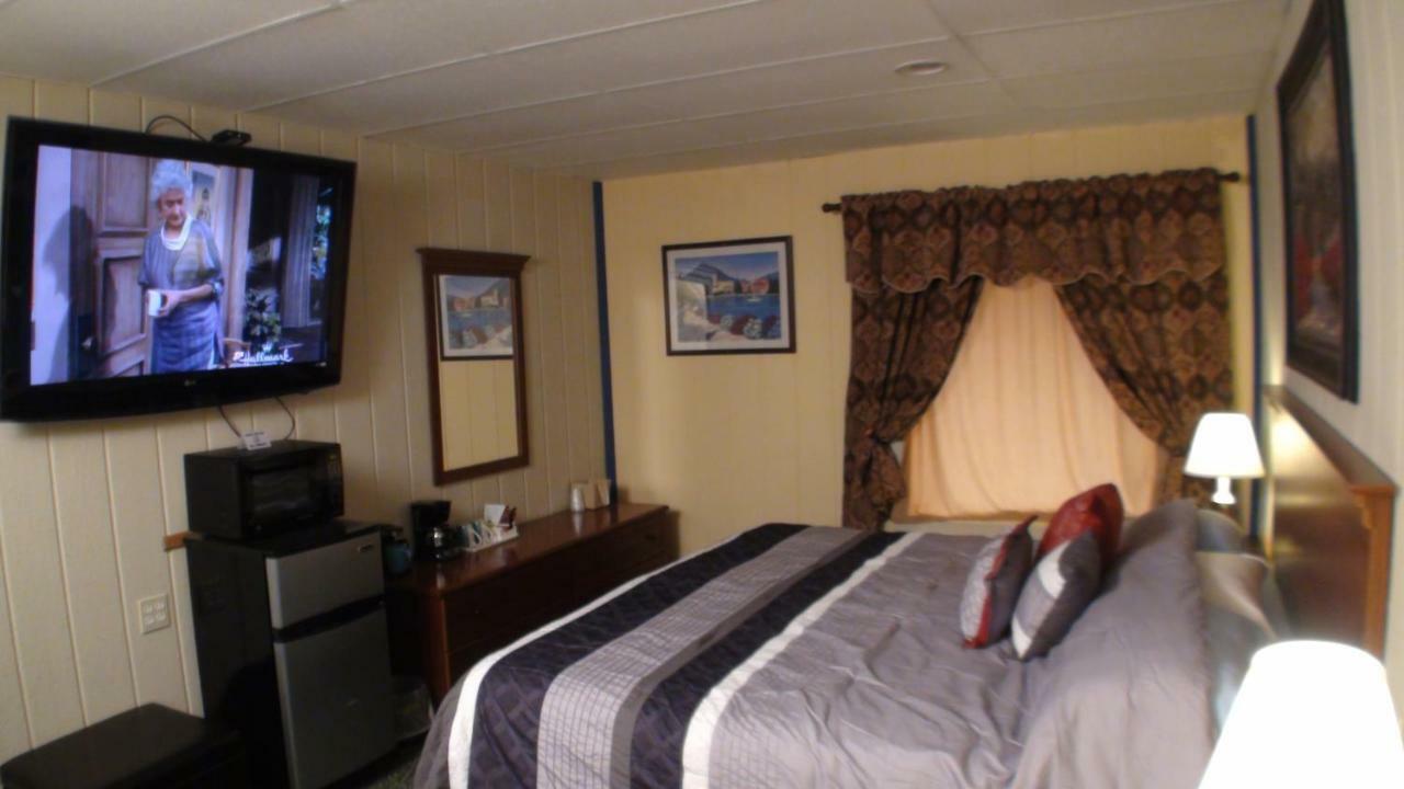 Motel 72 Grayling Zewnętrze zdjęcie